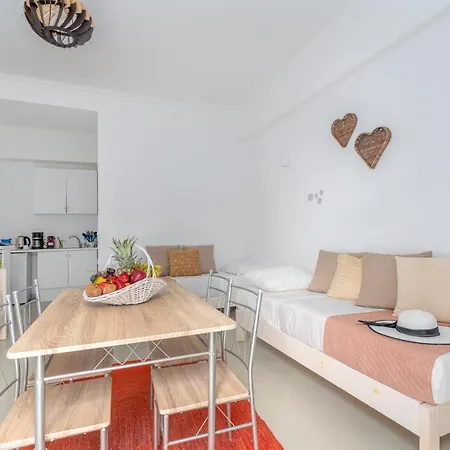 Dimelal * Mykonos Town